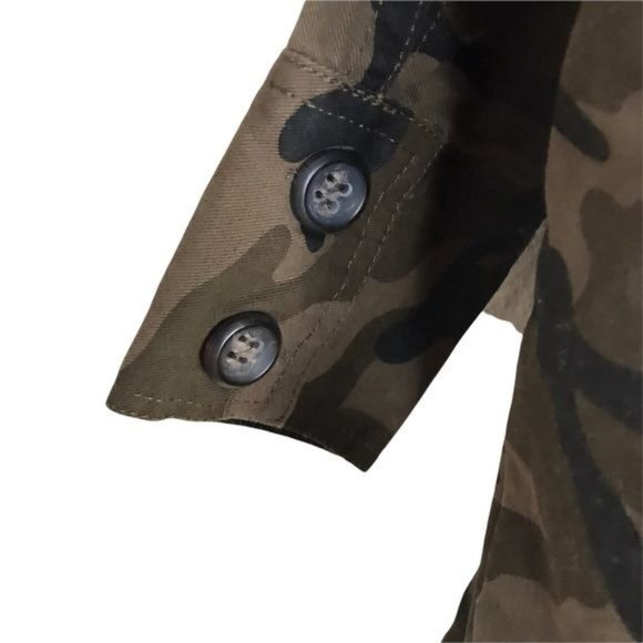 Romeo + Juliet Couture Floral Embroidered Liberty Hidden Hood Camo Jacket Small - Picture 15 of 16